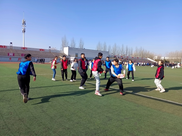 畅玩竞技飞盘 携手绽放青春——太行书院第17期团队凝聚力再造