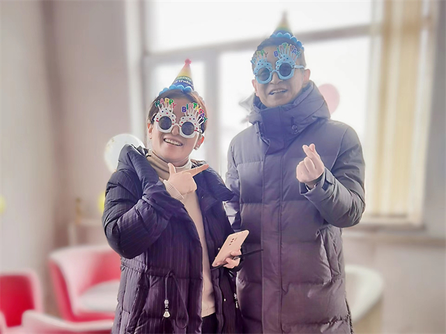 一岁一礼 逐梦前行——右岸书院首次师生集体生日会