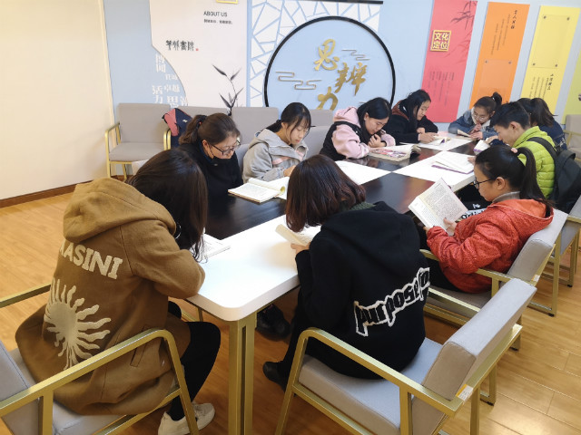 阅书式生活读箕城思辨——“好书比邻·阅无止境”第十期书式生活活动举办