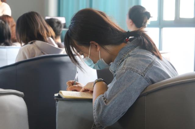 书院带你一起玩转摄影 看光影变幻——第72期“书院说摄影技巧分享与交流”专题活动
