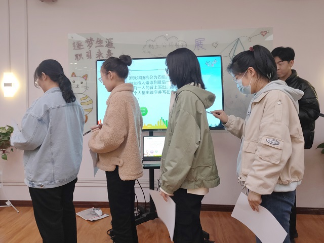 小达领航·朋辈筑梦(第17期):社区学长首亮相 协作交流新体验
