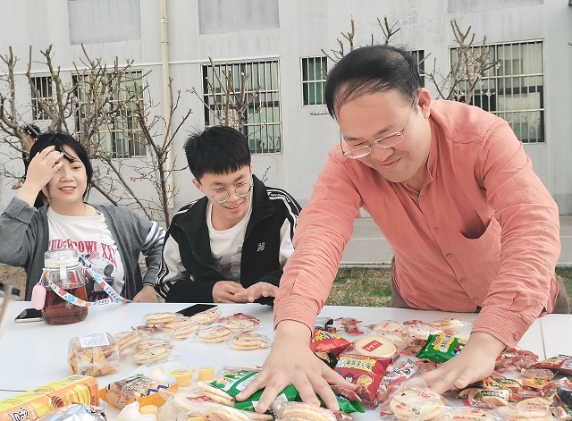 【表达力养成计划】师生共话 展望未来 ——“表达力课堂”第11期