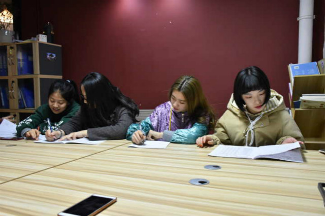 打开心扉 把你讲给我听——杏花书院举办第六期师生畅谈会