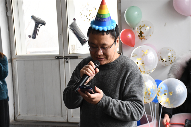 一岁一礼 逐梦前行——右岸书院首次师生集体生日会