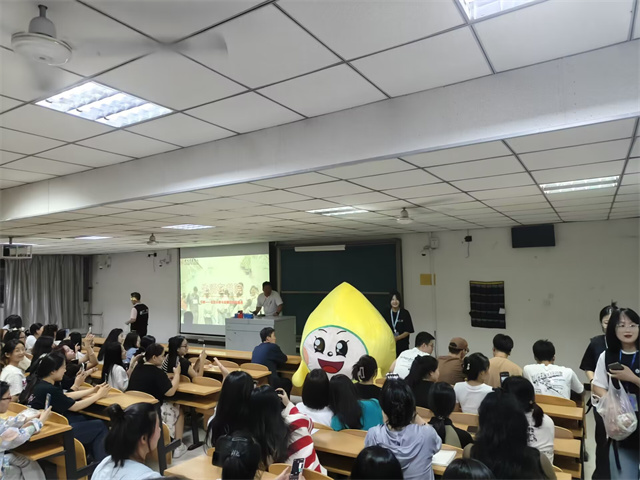 “新”上人 “谷”里见!——毣谷书院开展书院宣讲活动