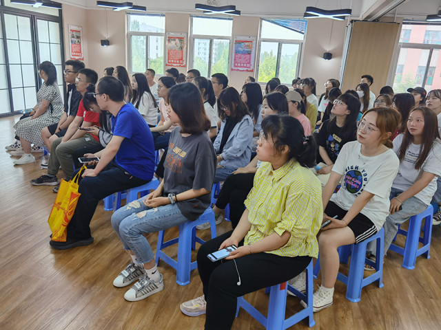 走近“扎克伯格”拉满商科成长值——【视界无边】我们的视野·视讯周刊第59期