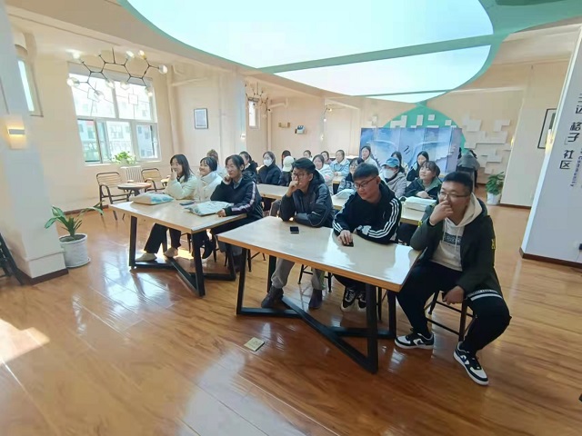 掌握多种技能 培养全能人才——杏花书院全生异科导师活动