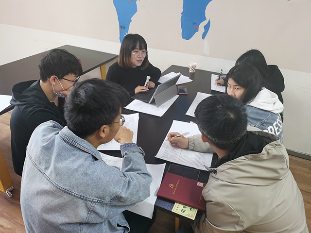 扫除听力障碍 全力备考“四六级”——太行书院“四六级进阶计划”顺利开展