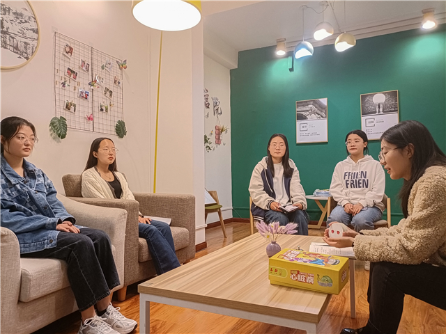 备考ing 给考教资的你一个加油站——青藤书院开展“理想的下午”系列活动第103期
