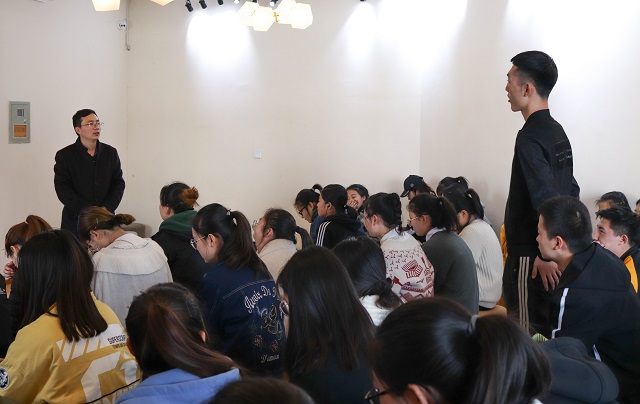 关系中的自我:从关系角度看自我——箕城书院举办第十五期“青春身心小驿站”活动