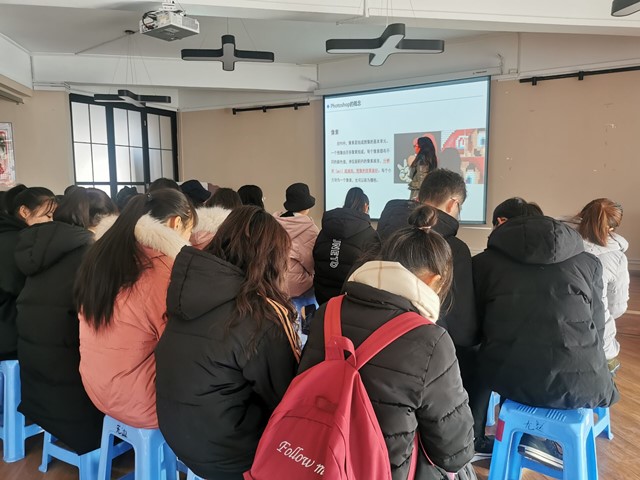 【1+1>2】引领新时代 学习新技能 ——无边书院FUN课补习所第四季活动