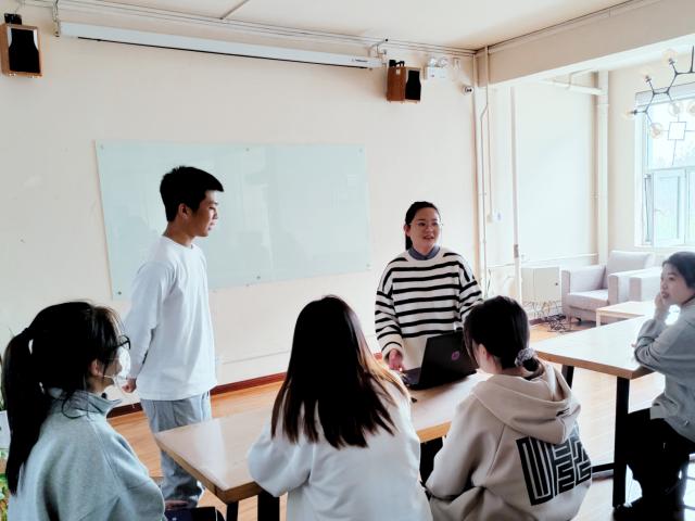 品味百态人生 铸就“帧”情自我——上河书院举办“24帧人生”系列活动