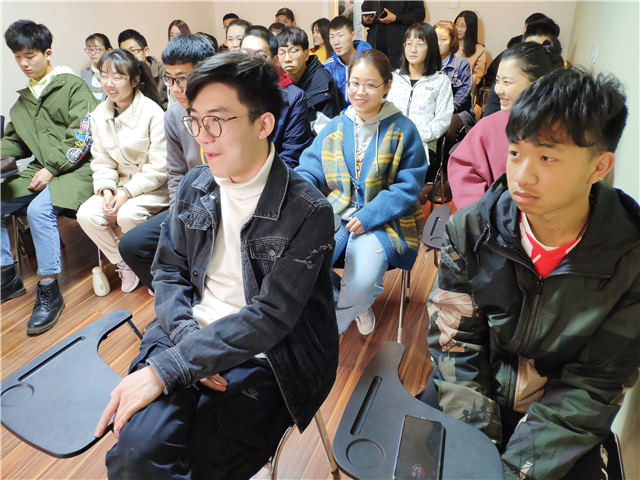 【1+1>2】太行书院携手思想政治理论教学研究部推出“2020年研究生入学考试备考专场辅导”系列活动