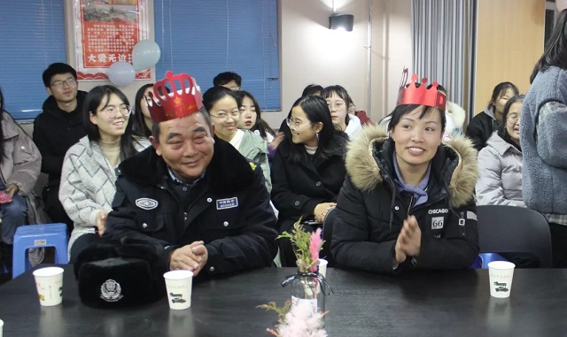 情浓意深 感恩无限——“大爱无边·集体生日会—大约在冬季”暖冬晚会