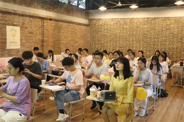 厉兵秣马踏征途 扬帆起航迎征程——箕城书院&电影评论中心共同举办“信随影动观影季”系列活动——“凤凰花开的路口”