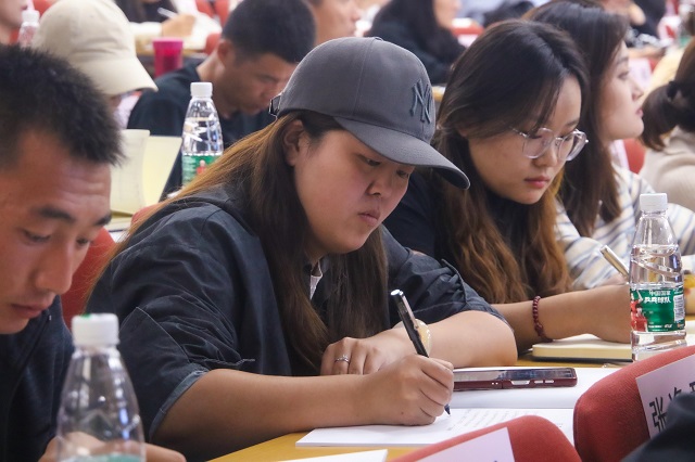 蓄力启程!我校组织开展2023年度秋季学期全生异科导师专题培训