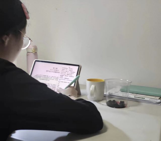 携书一卷 标新立“异”——向商书屋推介会(二)