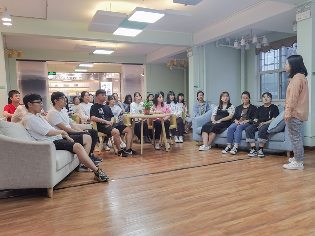 【1+1>2】担起“防疫抗艾”的健康责任——青藤书院举办青藤讲堂第36期