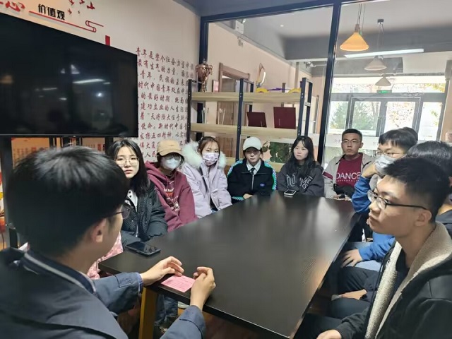 秋意盎然 由衷之言——第25期师生零距离