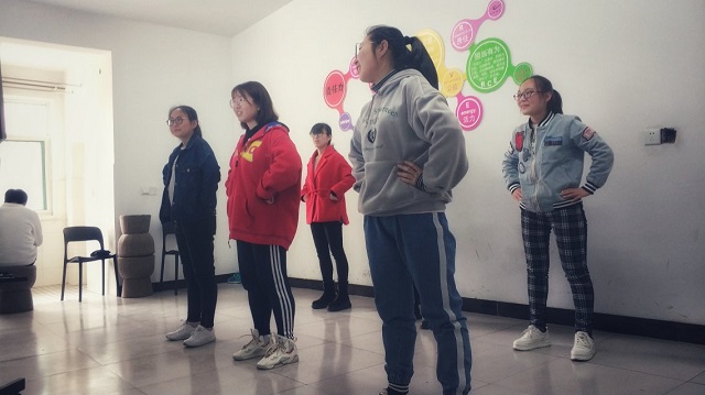 与瑜伽的遇见 唯美了整个曾经——无边书院37°舞瑜伽活动