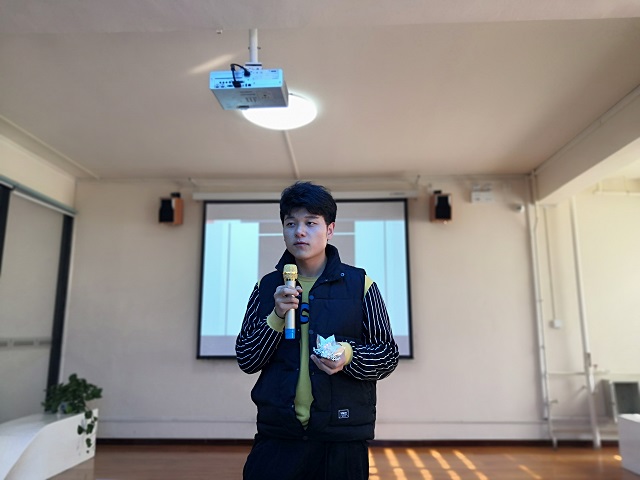 簪花照镜 创挽青丝——创意悬赏九号令