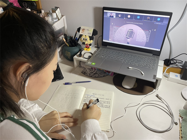 【书院传真】“云”端口语 用表达展现艺术的多姿多彩——第28期书院青年“X”训练营