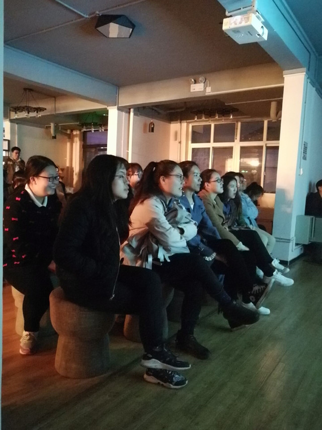 “青藤周末之夜·电影之夜”斗智斗勇逗乐你