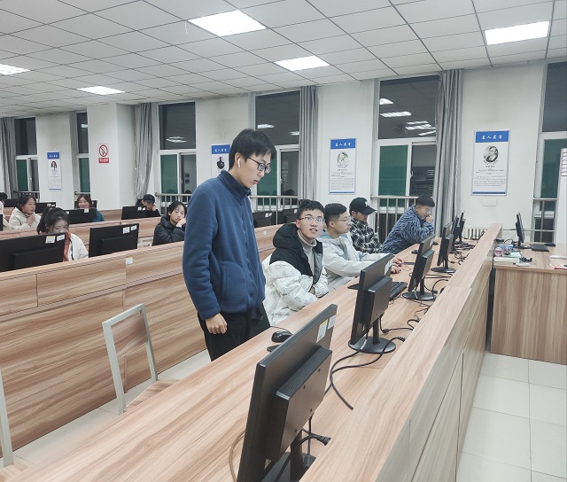 计算机基础知识培训会——一技傍身 终身受益