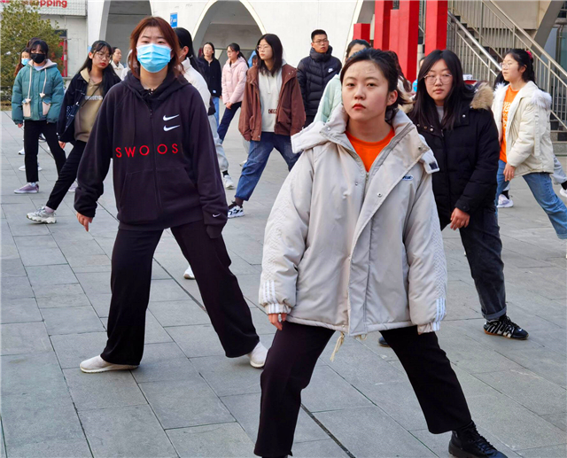 不负青春 在冬日里与汇跑撞个满怀——箕城书院举办“Just run”箕城汇跑第53期