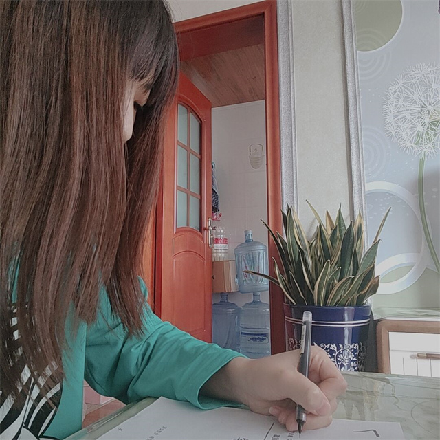 勇气与优雅并存 成为任何想成为的人——无边书院向商书屋第16期：微听一刻钟•马云背后的女人