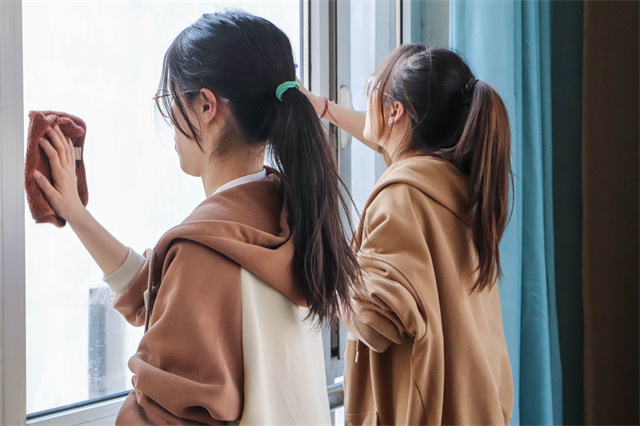 “擦”亮心境 让“劳动”的种子开花——“时尚·生活·家”劳动教育养成计划第11期:“擦”亮心情