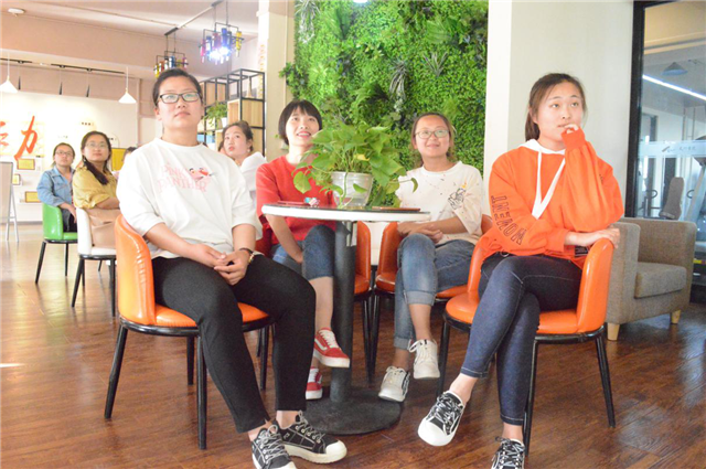 从太行看世界 品味户外领导力——李岩老师“大学生领导力和冒险教育”分享