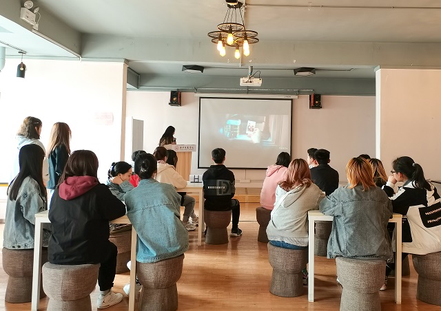 展开思维碰撞 感受语言魅力——《见面如面》第17期
