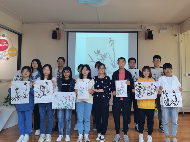 落笔生画(第19期):兰花之创美 品质之优传