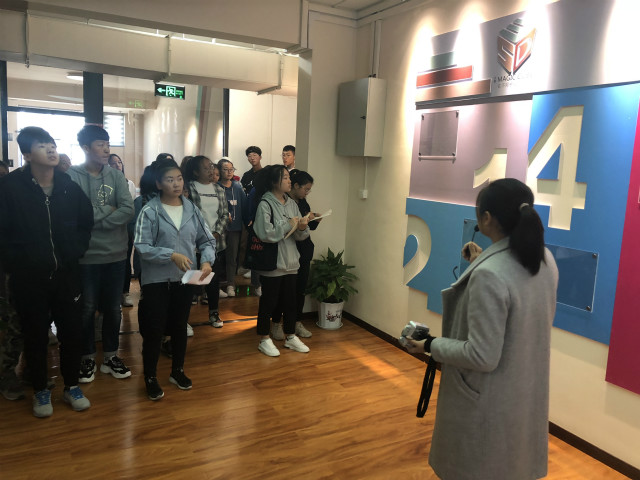 走进三达 感受温暖——12支新生班级参观三达书院