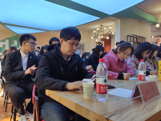 信息学院第二届校园文化创意产品设计大赛复赛顺利进行