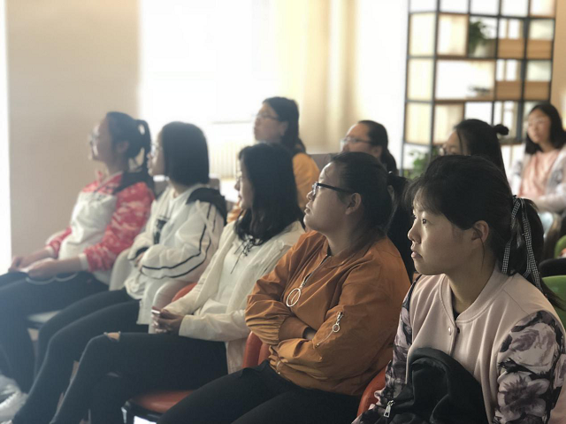 通识课教学部张晶晶老师带你走进魅力之都——太行书院第六期“环球视野”