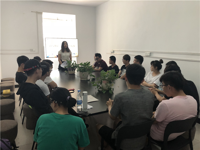 青藤学子共话阅读技巧——青藤书院举办第3期“分享书房·我与书的故事”活动
