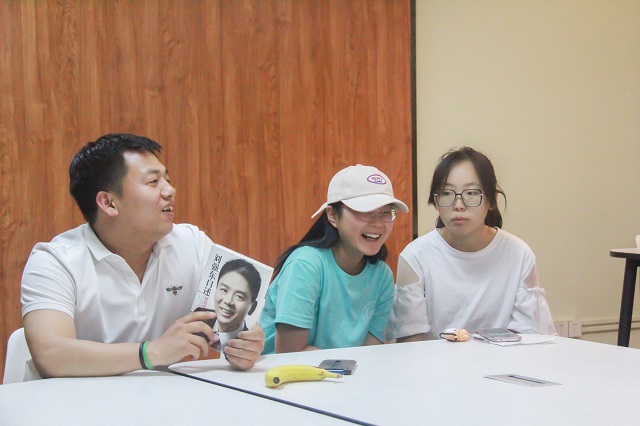 培养商科思维 掌握经营新理念——青藤书院举办“分享书房之刘强东自述:我的经营模式读书分享会”第9期