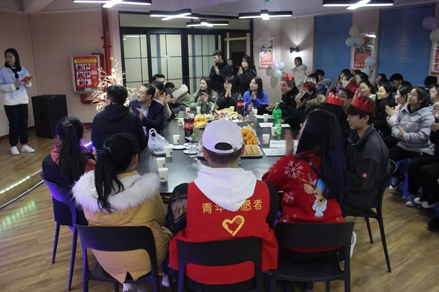 情浓意深 感恩无限——“大爱无边·集体生日会—大约在冬季”暖冬晚会