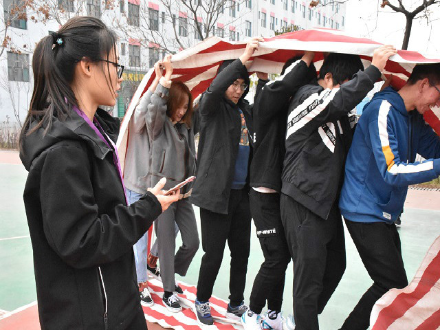 宿舍情缘在路上 暖冬杏花陪你疯——第一届杏花书院宿舍团队趣味运动会