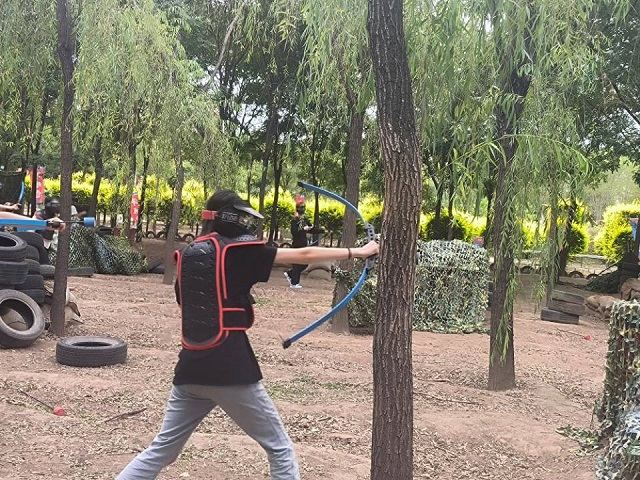 搭弓上弦乐飞杨 寓教于箭心神往——“团建不打烊”第19期