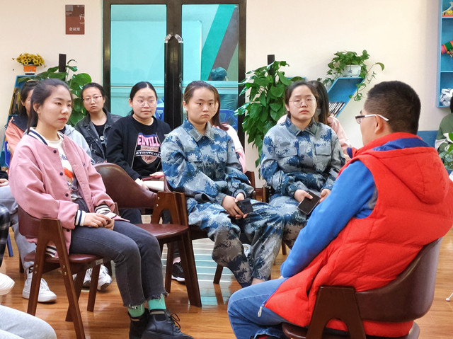 未来山高路远 成长导师为你而来