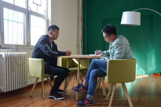 大学生活 你可以做些这样的准备——青藤书院举办“理想的下午”第24期活动
