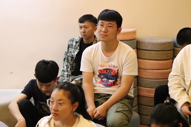 以哲人之思辨 观电影之温情——箕城书院第43期“看见镜遇”电影赏析沙龙之《大黄蜂》