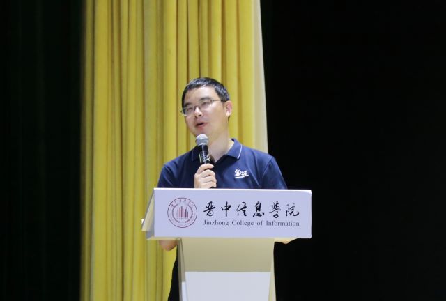 遇见青藤 期待创造无限可能——青藤书院举办2021级新生入院仪式
