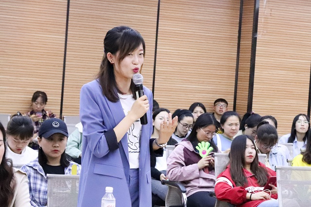 思维革新每月一思 火花碰撞 辨中争锋——箕城书院举办第四期“箕城·月旦评”