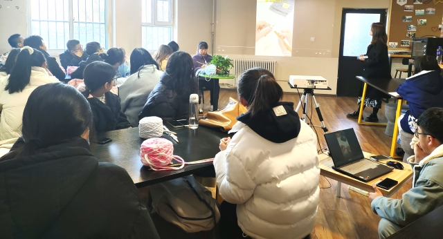 冬日的第一条“榜样牌”围巾 ——太行书院第24期榜样的力量