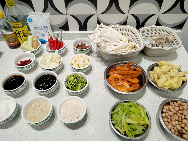 赴大海餐厅 感家宴膳情——第一期院长共膳:大海的餐厅