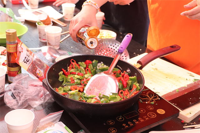 【1+1>2】微风吹来野菜香 勤奋劳动最光荣——箕城书院联合食品与环境学院联合举办第一届“野菜节”系列活动